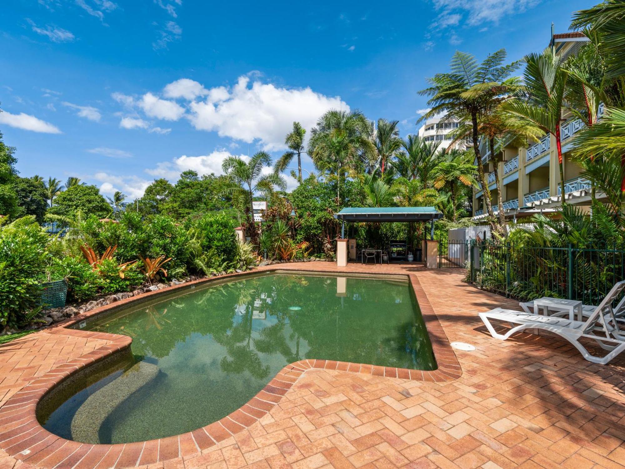 Waterfront Terraces Aparthotel Cairns Exterior photo