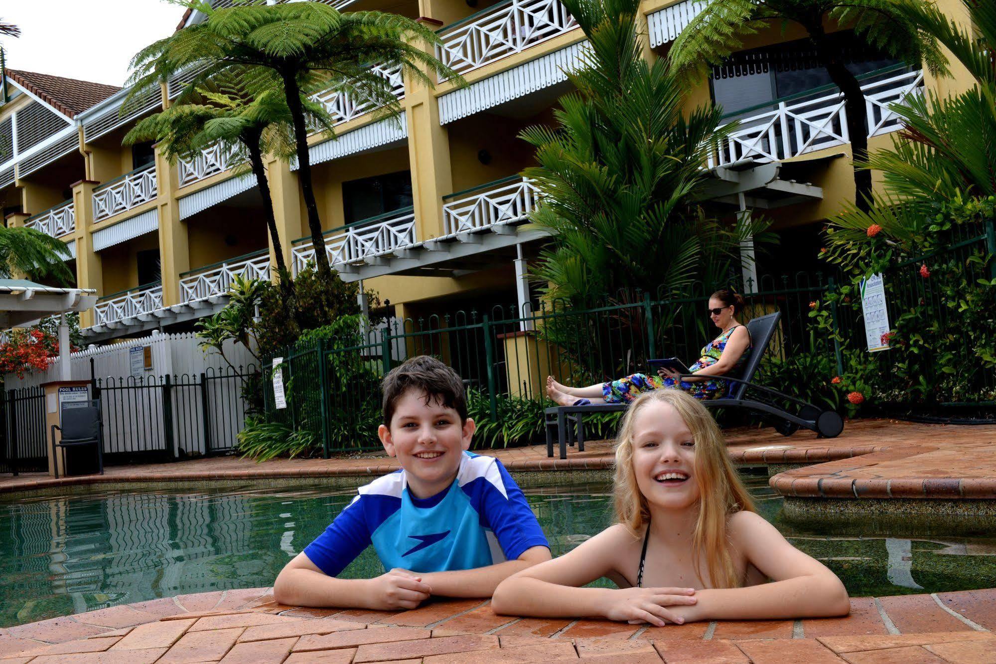 Waterfront Terraces Aparthotel Cairns Exterior photo