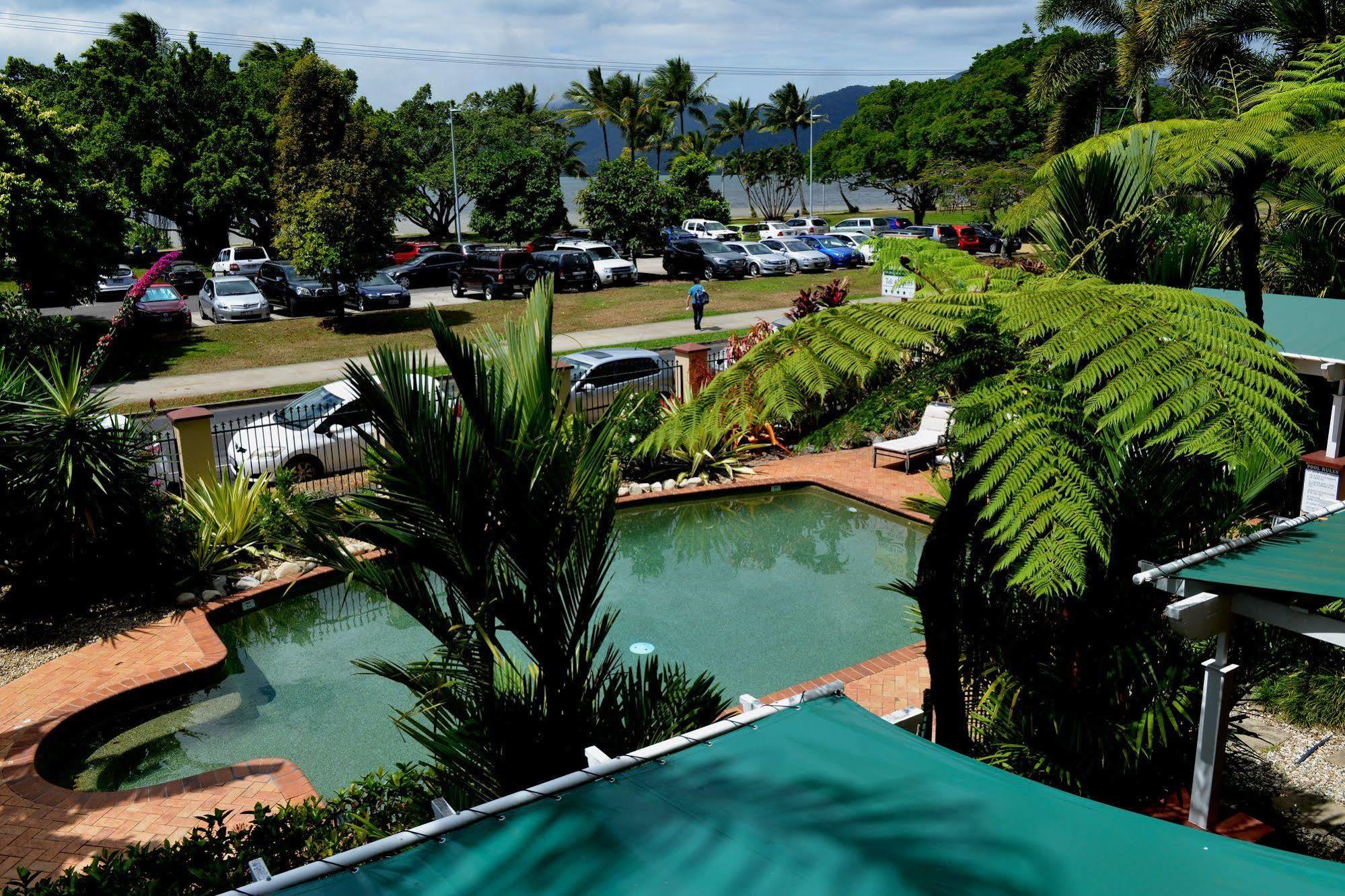 Waterfront Terraces Aparthotel Cairns Exterior photo